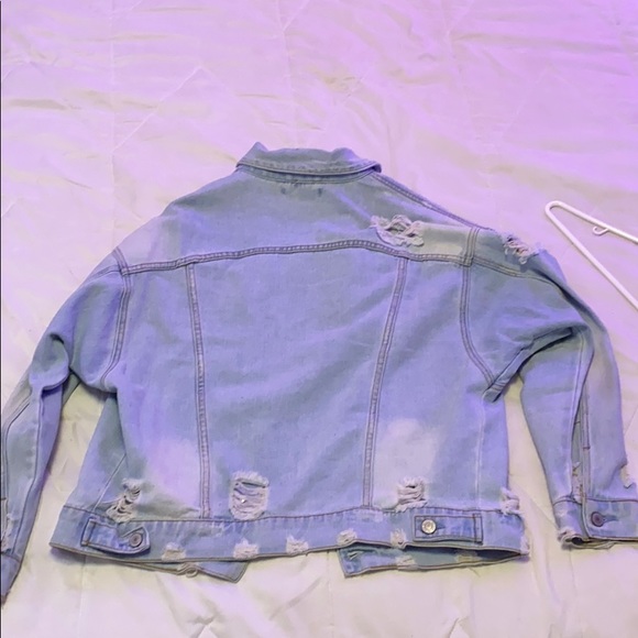 Forever21 Light Wash Ripped Blue Jean Jacket - S - Picture 2 of 4